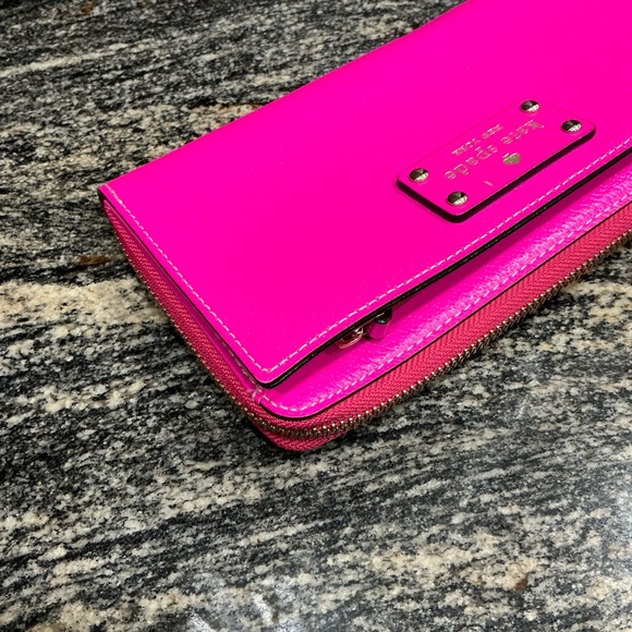 ✨💎BEAUTIFUL💎✨KATE SPADE PEBBLED LEATHER LARGE WRISTLET W/DUSTY&GIFT! - Picture 5 of 12